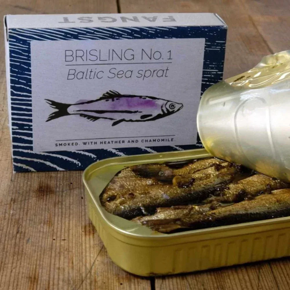 Brisling Nr. 1 Ostseesprotte mit Heidekraut und Kamille