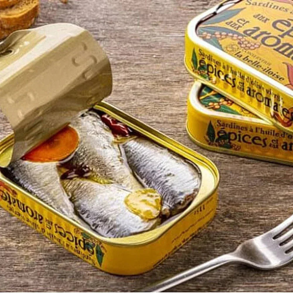 Sardine mit scharfen Pickles