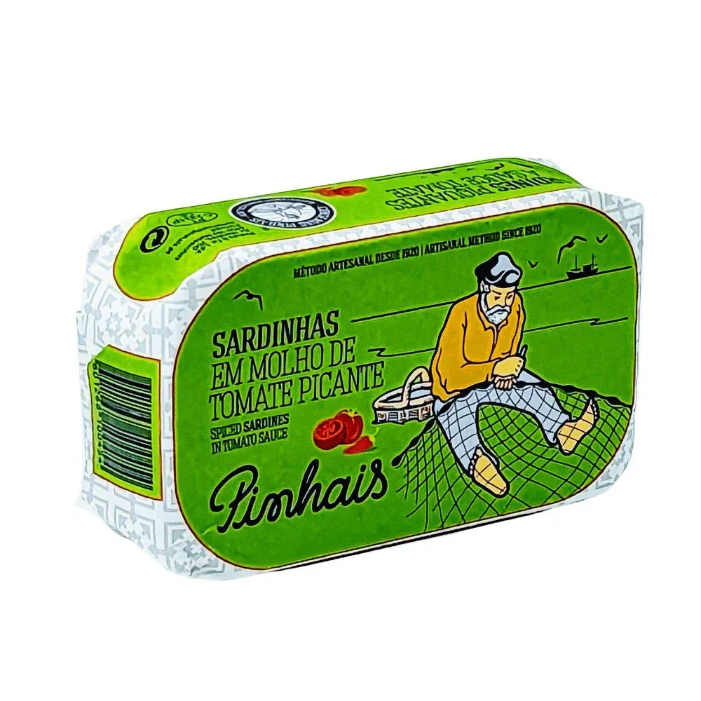 Sardinen in pikanter Tomatensauce